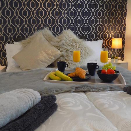 Villa Mimosa 2 คาร์ดิฟฟ์ ภายนอก รูปภาพ