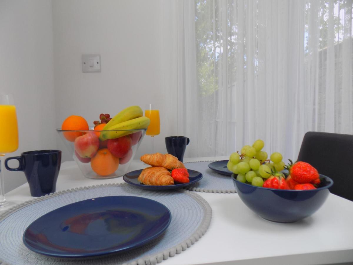 Villa Mimosa 2 คาร์ดิฟฟ์ ภายนอก รูปภาพ